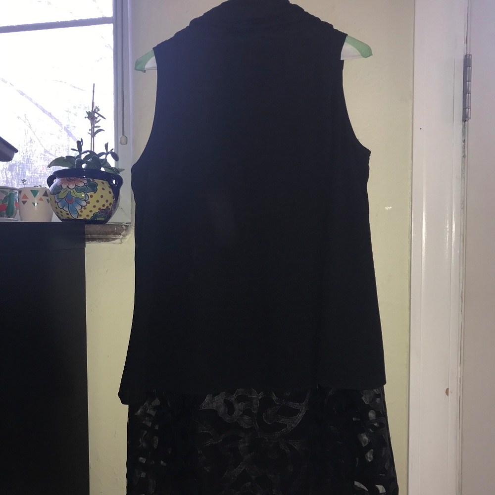 NESS Dress - Picture 3 of 5